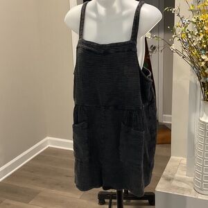 Women's Black Sleeveless Romper